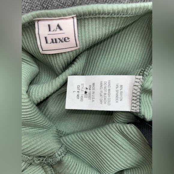 Crop Top - Picture 3 of 3